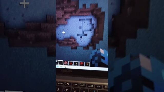 топ самых больших дыр и коньёнав у меня на сервере