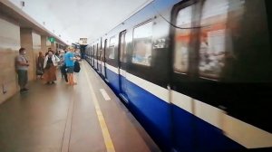 парад поездов в метро спб