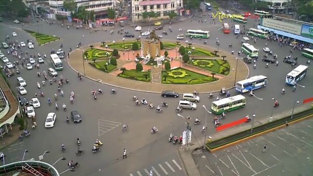 Ben Thanh Roundabout.mp4 смотреть онлайн