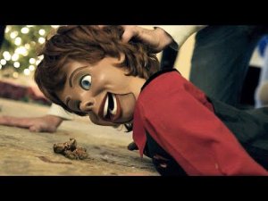 Живая Кукла-Мaньяk, Не ожидала Такого От Своих Жертв, Они Её Тыкают Носом в...