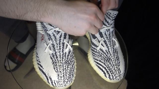 KAWS x YEEZY 350 BOOST LACING STYLE *TUTORIAL* смотреть онлайн