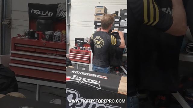 WHICH RASHGUARD IS BEST FOR MMA OR BJJ? - SHORTSLEEVE RASHGUARDS #bjj #mma #guide смотреть онлайн