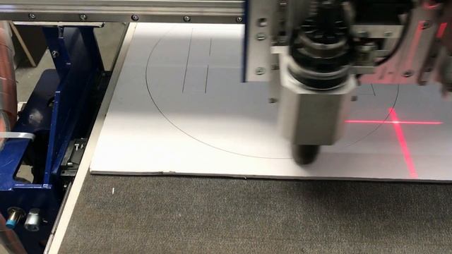 Плоттер для разки ПВХ пластика смотреть онлайн