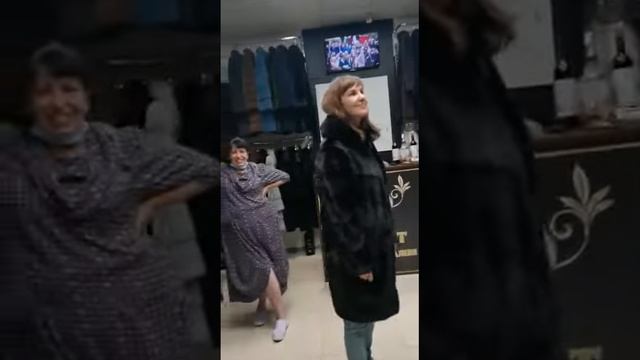 Видео отзыв о покупке шубу на Садоводе от Александра. смотреть онлайн