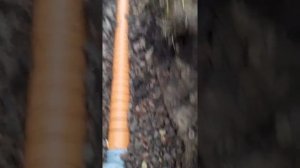 Правильный дренаж, не монтируйте гофротрубу в геотекстиле!