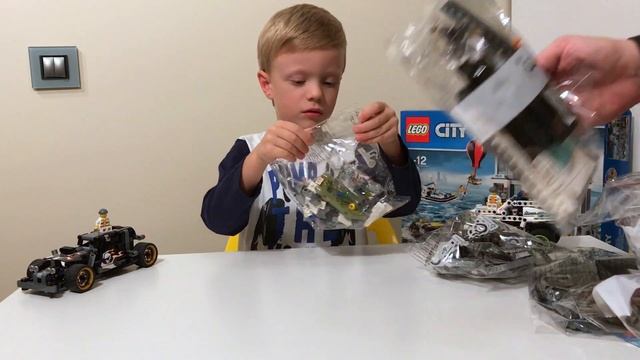 Обзор Lego City 60130 Остров-Тюрьма Часть 1 смотреть онлайн