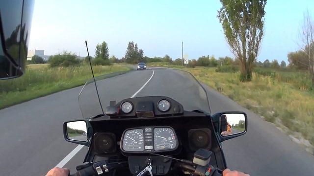 За рулём КИРПИЧА смотреть онлайн