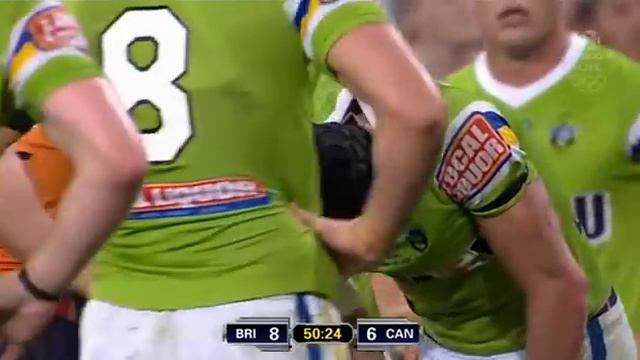 Josh Dugan smashes a rampaging Dave Taylor смотреть онлайн