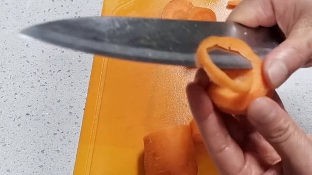 Оладьи с малиновым вареньем