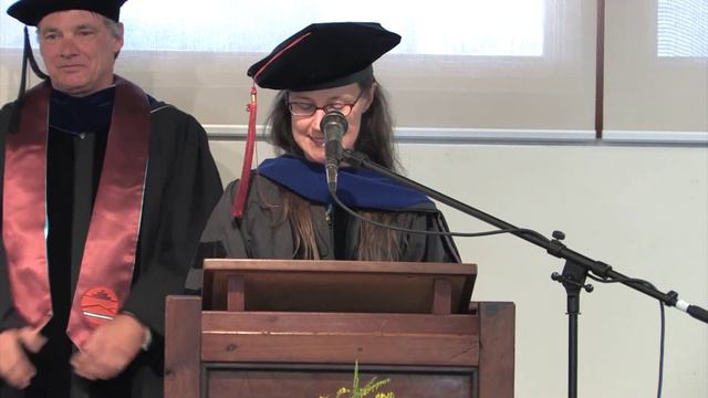 2015 May Graduation Speeches - Claire Hintz смотреть онлайн