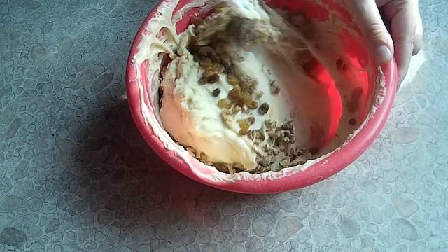 Кулич с грецким орехом. Очень воздушный. смотреть онлайн