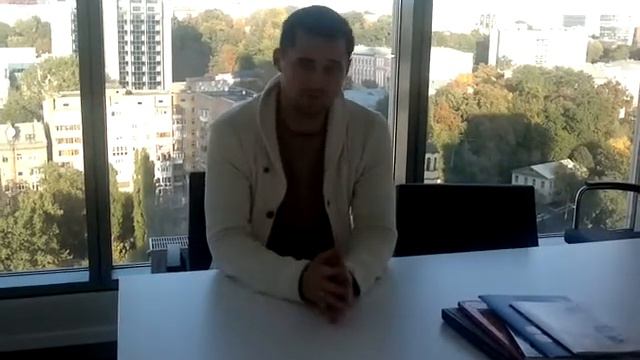 ЗВЕРНЕННЯ ДО ПОРОШЕНКА ЯЦЕНЮКА ЯРЕМИ ЩОДО ЛЮСТРАЦІЇ ЧЕРЕЗ СМІТНИК Відео смотреть онлайн