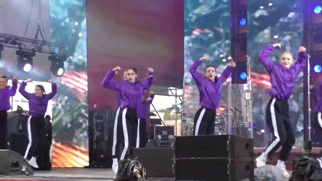 Школа танца UNIVERSE DS (День города, Пермь 2018) смотреть онлайн