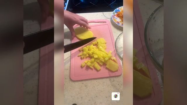 Рассольник классический с перловкой и солёными огурцами??? смотреть онлайн