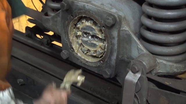 Обточка колесной пары на станке КЖ-20 смотреть онлайн