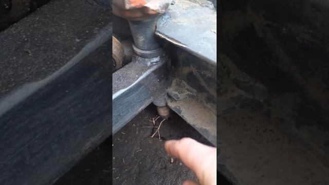 Отвал на Т 25.