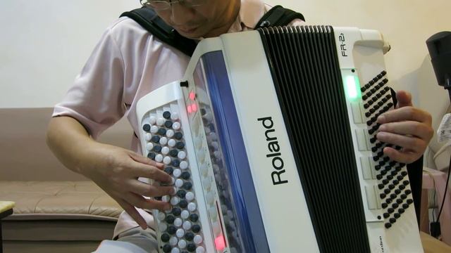 電影「艾曼妞」主題曲(手風琴)Roland FR-2B accodion play ''emmanuelle'' Theme смотреть онлайн