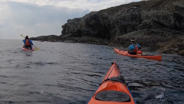 Major Kayaking at Porth Clais смотреть онлайн