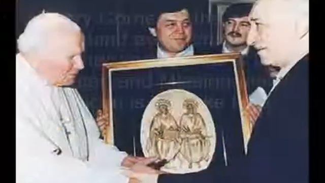 Two Faces of Fethullah Gulen Meeting with the Pope then Curses Him смотреть онлайн