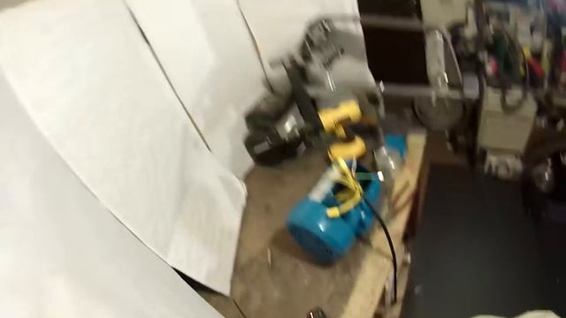 wiring a 3 phase motor 230 volt . getting it ready to connect to a drive смотреть онлайн