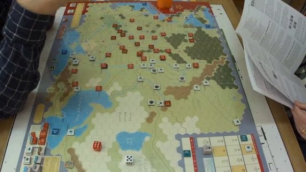 Первый взгляд на игру Reds! и обзор игрового хода