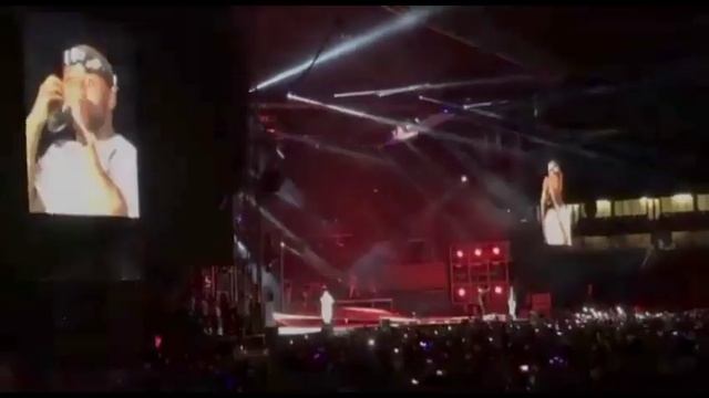 Wizkid react to AKA passing?. Watch their last performance of roll up remix смотреть онлайн