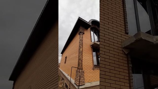 Завершили кровлю. Обшиваем цоколь дома клинкерной плиткой смотреть онлайн