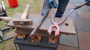 Кузнечные клещи своими руками