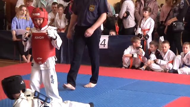 2018 04 01 Відкритий чемпіонат Житомирської області Кіокушинкай Карате (без монтажа) смотреть онлайн