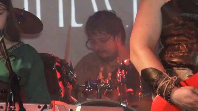 Thunderbird в M. Place, 29.05.2016, г. Саратов смотреть онлайн