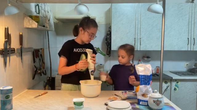 Готовят дети! Тыквенный пирог смотреть онлайн