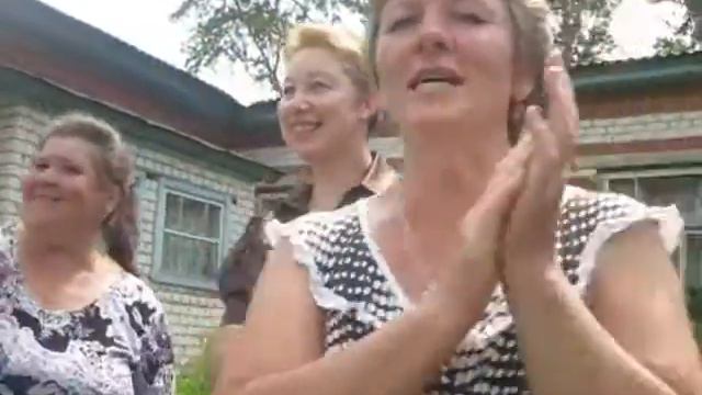 "Домик у дороги" - исполняет Шевяков А.В.с.Неверово. смотреть онлайн