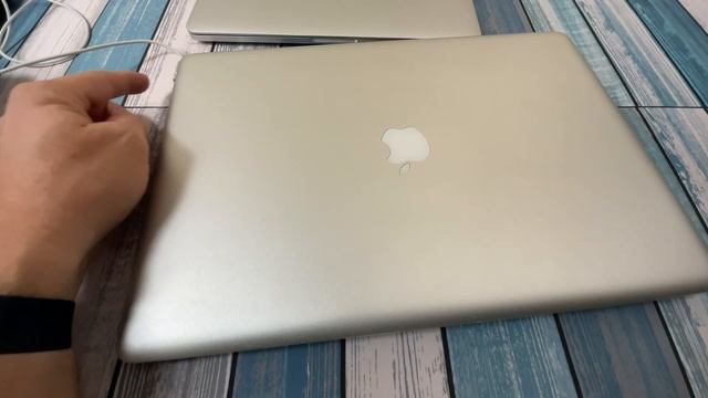 Macbook Pro Batteries: Learn from my mistake! смотреть онлайн