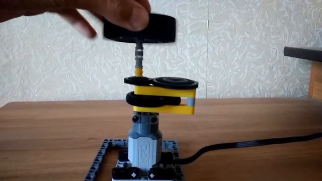 Гироскоп из лего техник. (идея не моя) смотреть онлайн