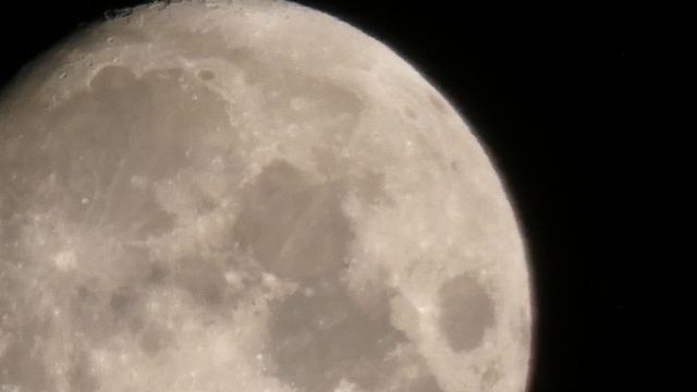 Moon in Lumix dc-fz82 смотреть онлайн