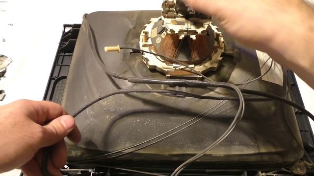 Медь. Телевизор импортный. Разобрал на металл смотреть онлайн