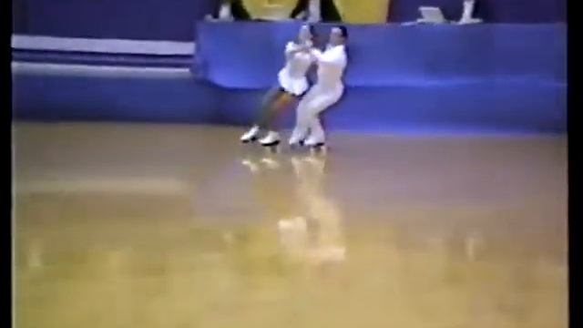 1992 World Class Jr. Dance - Rocker Foxtrot, Harris Tango- artistic roller skating смотреть онлайн