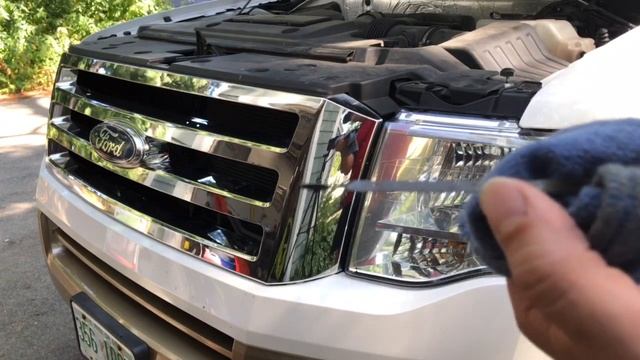 How To Check Oil 2007-2014 Ford Expedition 5.4