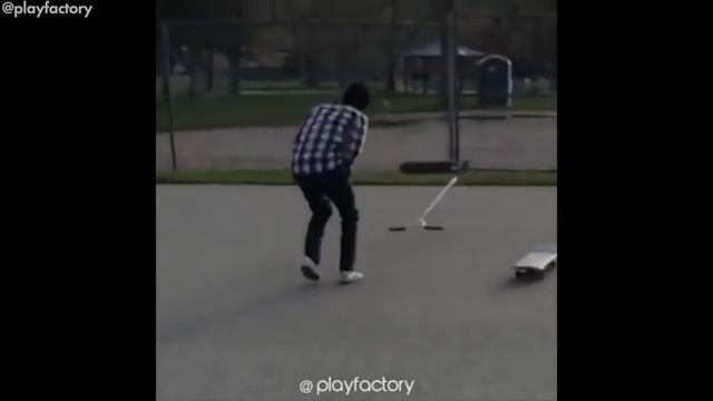 What Happens When Skaters Meet Scooter Kids? смотреть онлайн