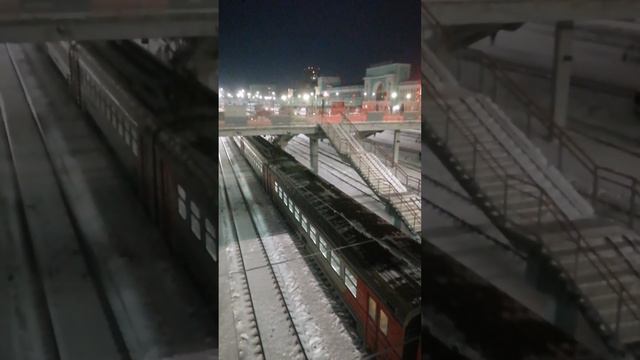 "В Новосибирске не разводятся мосты". "Черныш и Барселона" смотреть онлайн