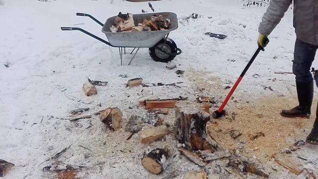 Топор-колун Geolia 3 кг, стекловолоконная ручка смотреть онлайн