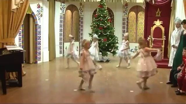 Новогодний праздник Декабрь 2012 года Детский сад №62 смотреть онлайн