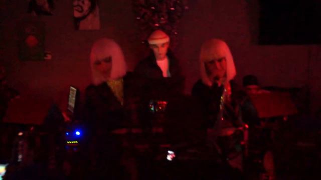 МАВИ MEI / Cheer Up Фестиваль / BIZI Bar / Москва / 16 декабря 2021 смотреть онлайн