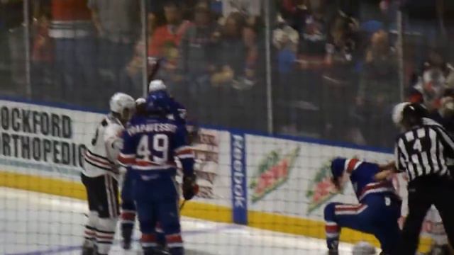 Hockey fight between Zach Miskovic & Michael Pelech смотреть онлайн
