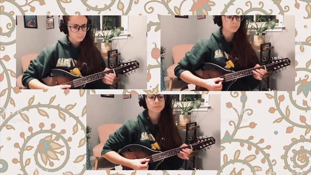 700-year-old medieval song on mandolin (O Virgo Splenden) смотреть онлайн