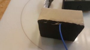 Твердотельный металловоздушный элемент. Необычная конструкция с гипсом и углеродным войлоком.