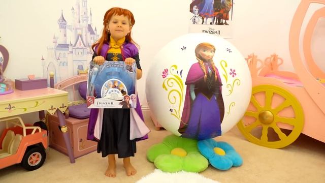 Diana as Princess Elsa and Anna смотреть онлайн