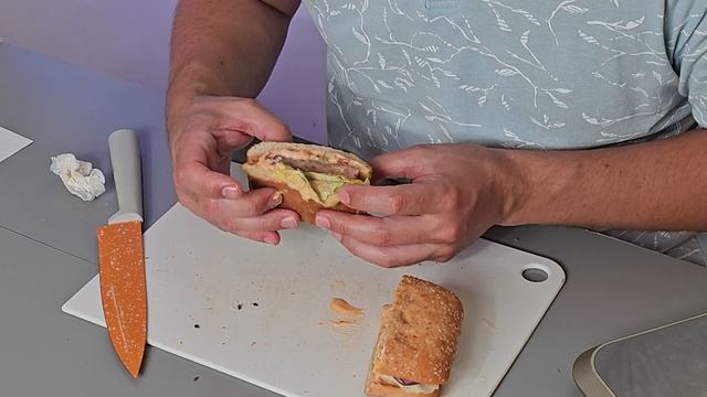 САМЫЙ ДЕШЁВЫЙ БУРГЕР 2 | Mister Burger Unotoro Beef House Burgman George Standart City Burger смотреть онлайн