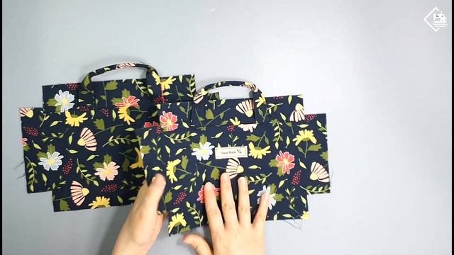 DIY Zipper Pouch With Handle / Make A Makeup Bag / Sewing Tutorial [Tendersmile Handmade]