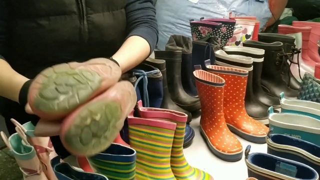 EX-CH RBOOTS 9439 смотреть онлайн